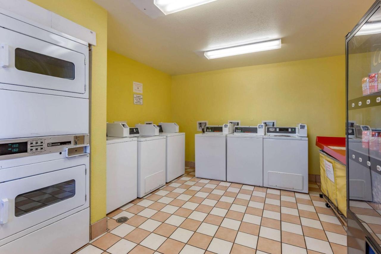 Suburban Studios Albuquerque Midtown - University Εξωτερικό φωτογραφία