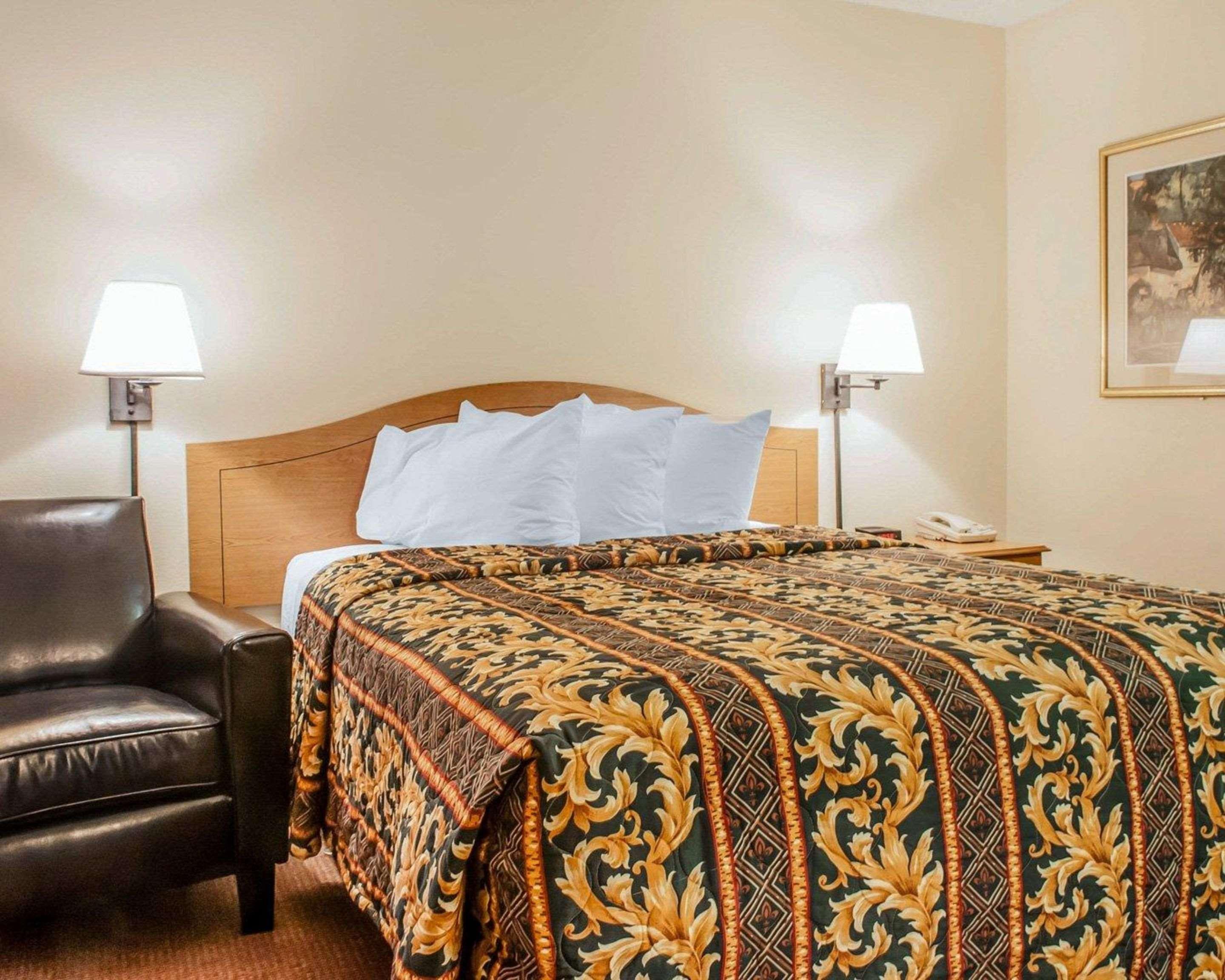 Suburban Studios Albuquerque Midtown - University Εξωτερικό φωτογραφία