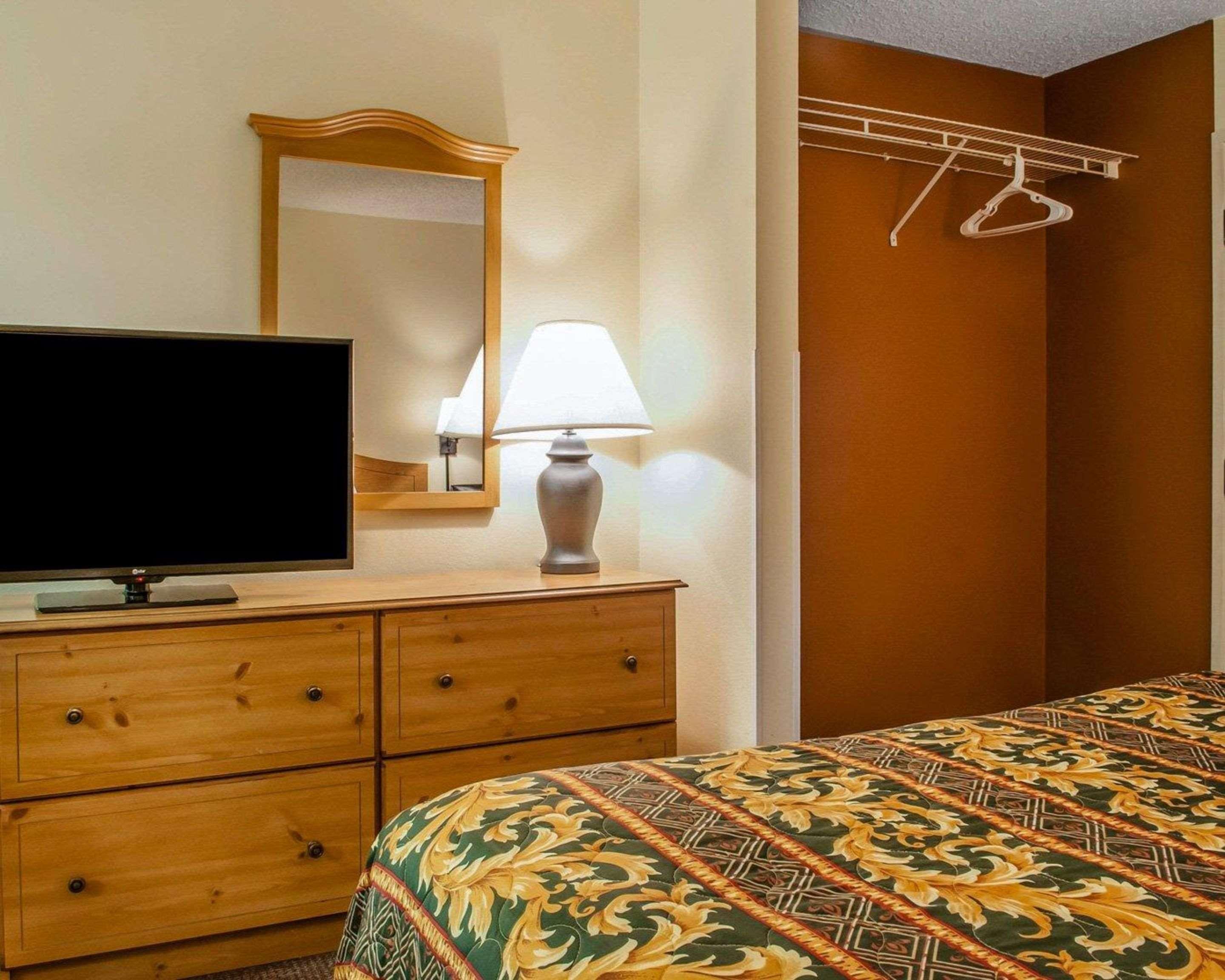Suburban Studios Albuquerque Midtown - University Εξωτερικό φωτογραφία