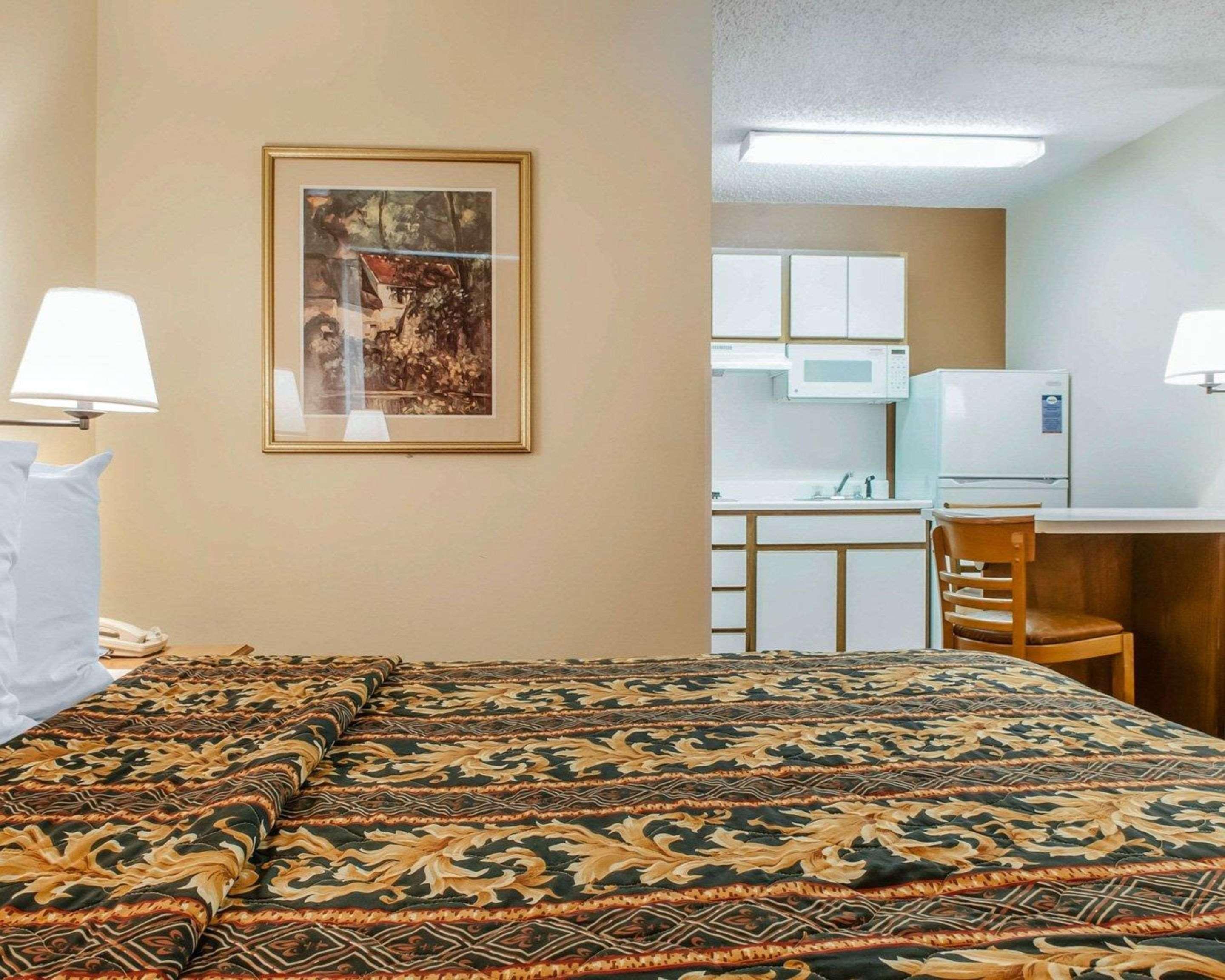Suburban Studios Albuquerque Midtown - University Εξωτερικό φωτογραφία