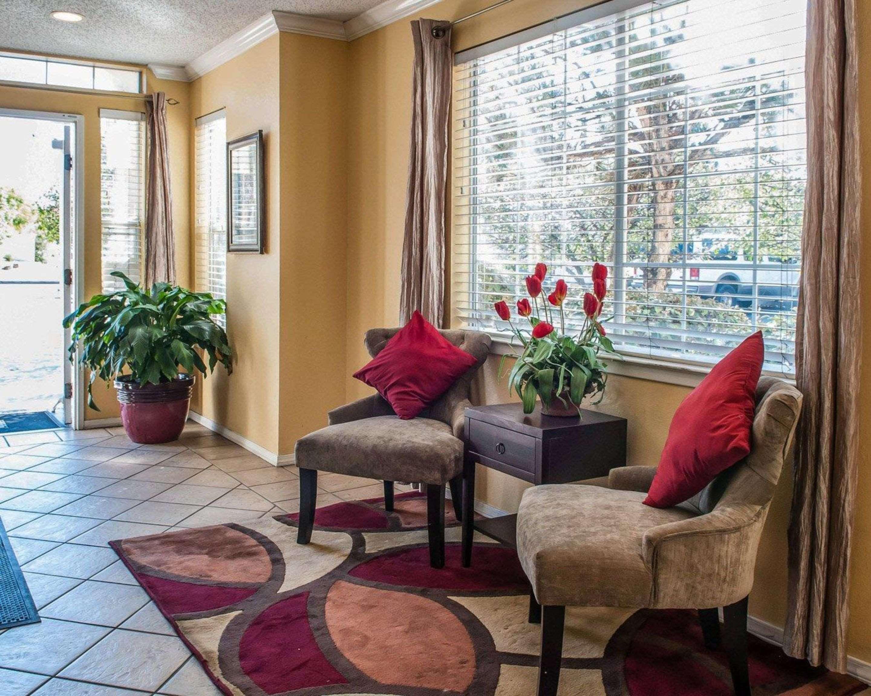 Suburban Studios Albuquerque Midtown - University Εξωτερικό φωτογραφία